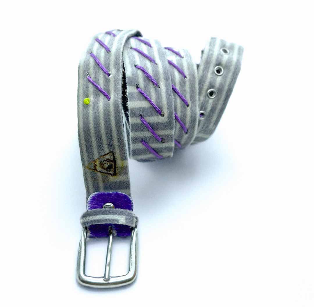 cinturam ginger grey skin and violet cord